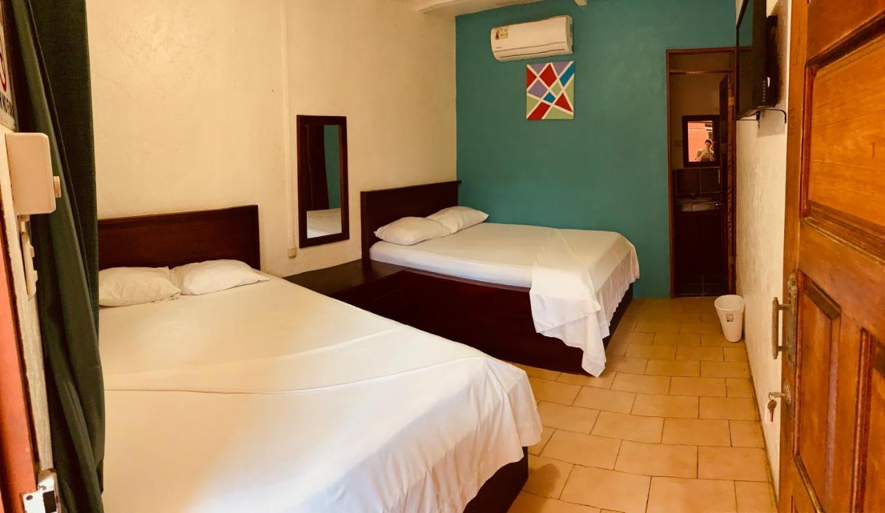 Hotel Cabinas Jacomar Ngoại thất bức ảnh